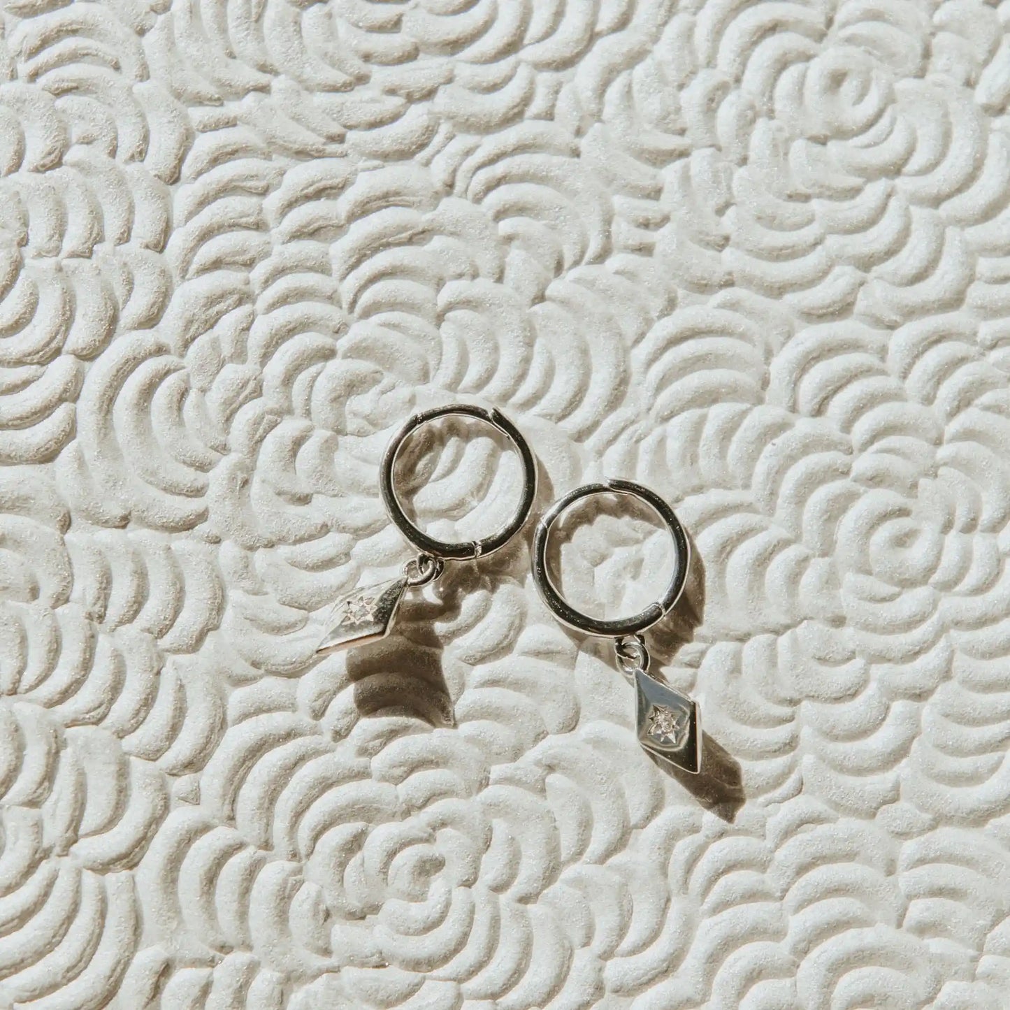 Mauve-224 - Dream Dragons