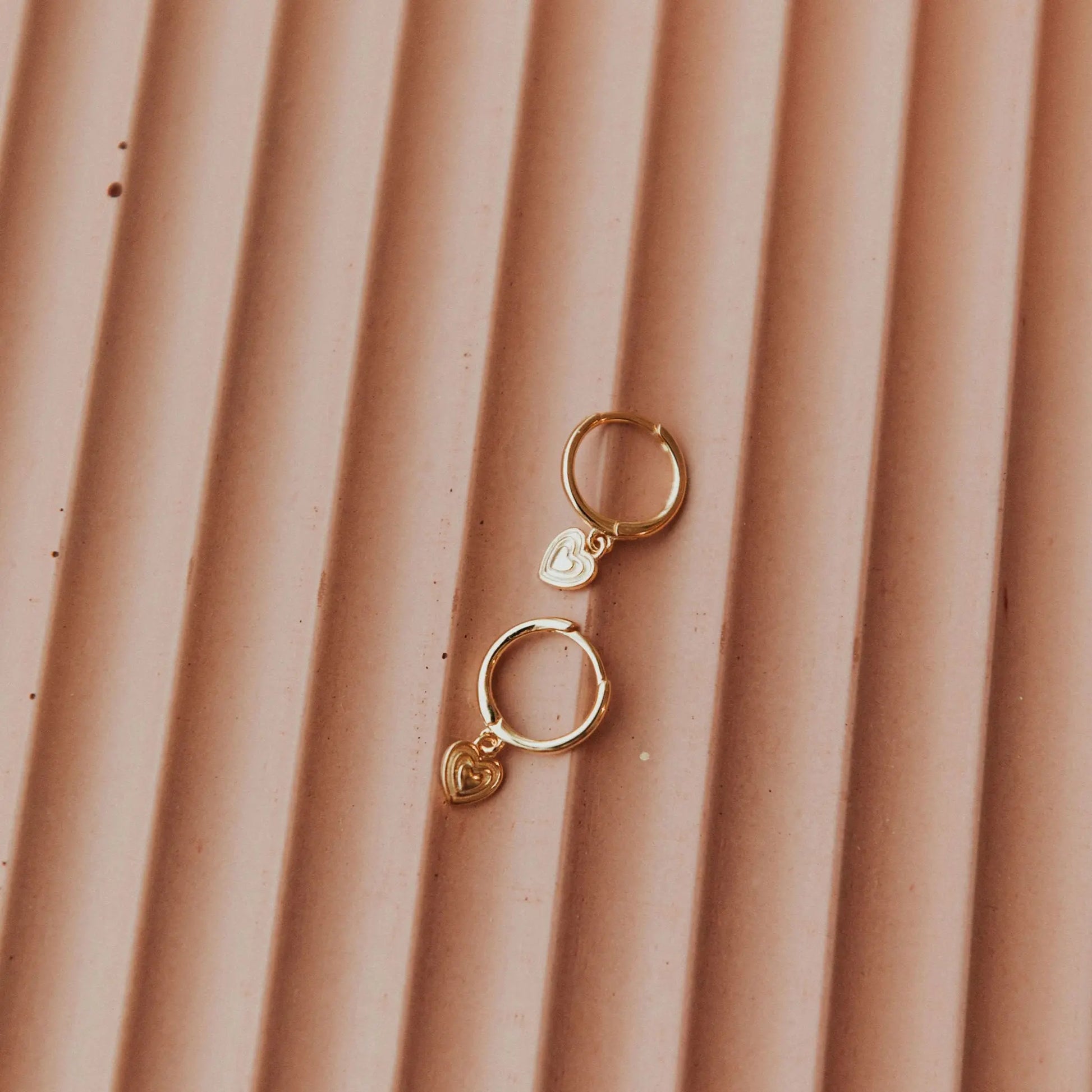 Mauve-135 - Dream Dragons