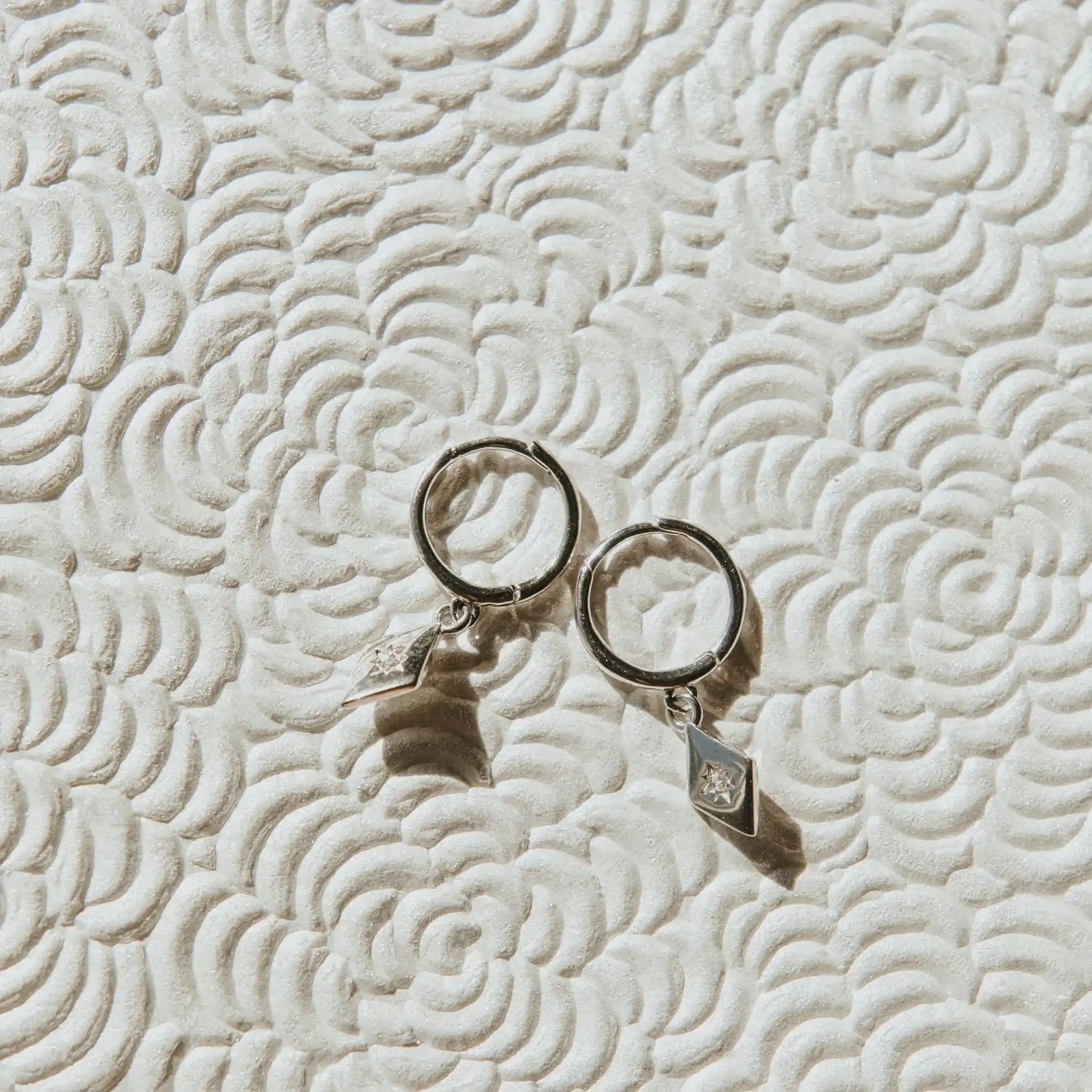 Mauve-224 - Dream Dragons